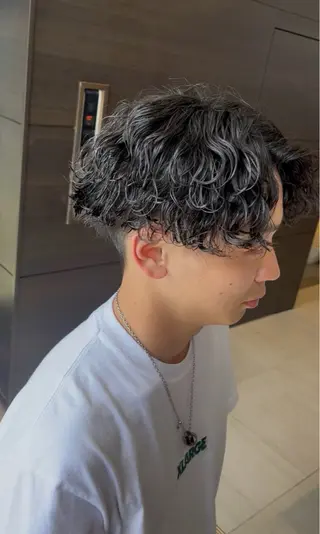 パーマ メンズ ピカイチ天神× M.SLASH所属・ピカイチ天神 西田省吾のヘアスタイル