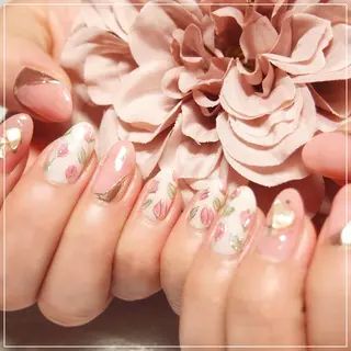 ネイル 山田 麻衣のネイルデザイン