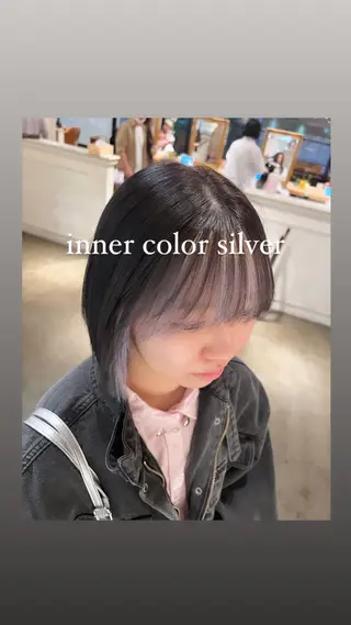 ショート カラー ハイライト/インナー /ブリーチ/レイヤーのヘアスタイル