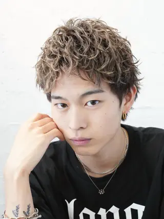 ショート パーマ メンズ fifth天神大名Ⅱ所属・fifth天神 パーマ特化 石橋航海のヘアスタイル