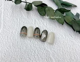 ネイル マキ ネイルサロンのネイルデザイン