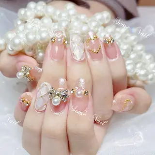 ネイル ✨ Riooo_のネイルデザイン