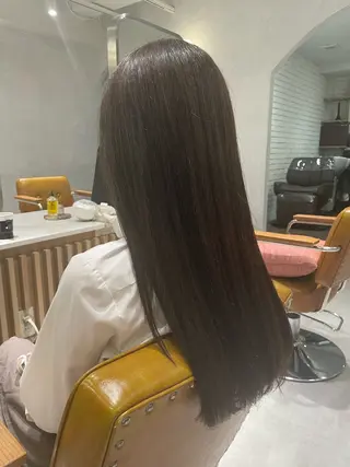 ロング 小林 篤滋郎のヘアスタイル