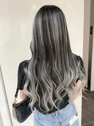 セミロング 公式 Ease by amble luxeのヘアスタイル