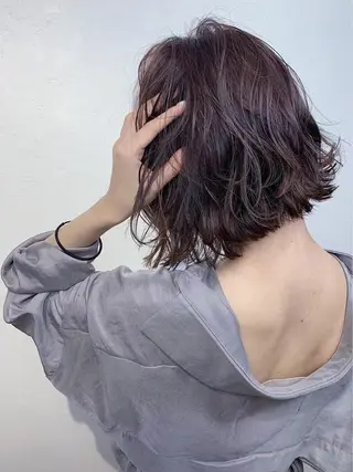 セミロング カラー パーマ ヘアアレンジ リベルテ所属・♦️髪質改善韓国レイ ヤー♦️副店長のヘアスタイル