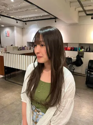 ロング カラー ベージュ/グレージュ 恵比寿/丸山陽平のヘアスタイル