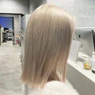 ミディアム カラー _WHITE難波店【アンダーバーホワイト】所属・鬼塚脇 一輝のヘアスタイル