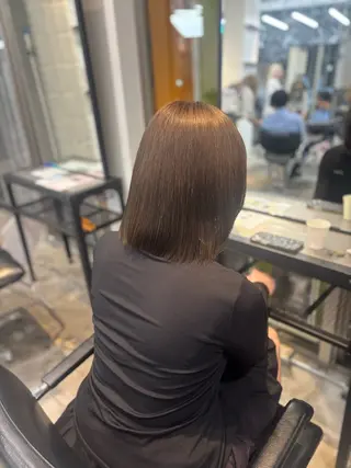 ショート カラー ハイトーン sala 透明感🎀💭のヘアスタイル