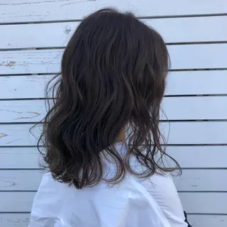 ミディアム カラー CREAPY所属・CREAPY　日向野 利菜のヘアスタイル