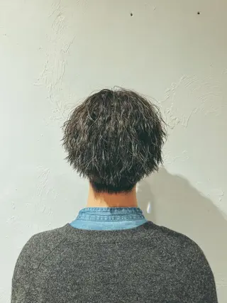 ショート パーマ Lilly所属・成田 智彩のヘアスタイル