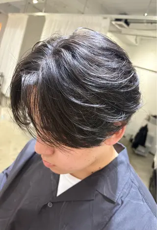 カラー HOI所属・ むねはる  ︎︎のヘアスタイル