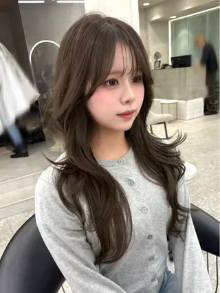 ロング カラー ヘアアレンジ fumika🎀 韓国ヘア×ベージュのヘアスタイル