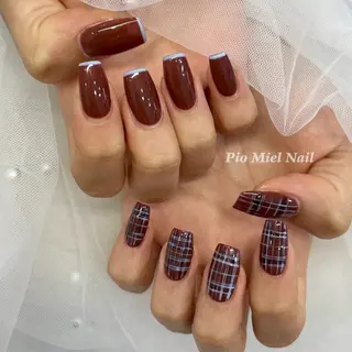 ミディアム Pio Mielのネイルデザイン