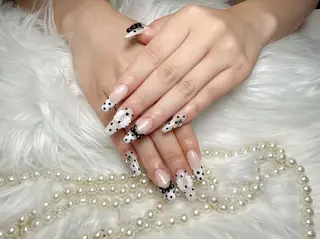 ネイル ENsalon AKIRAのネイルデザイン