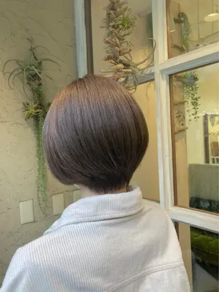 ショート ニイムラ ミキのヘアスタイル