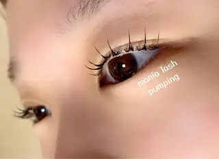 マツエク・マツパ mania所属・eyelash eyebrowsのマツエク・マツパデザイン
