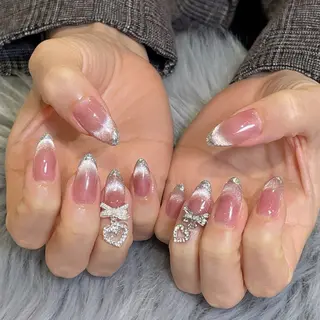 ネイル RICO NAIL所属・RICO Nail パーツつけ放題🌈のネイルデザイン