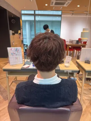 ショート パーマ メンズ メンズ特化/ センターパート/八谷のヘアスタイル