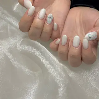 ネイル ANNE梅田ALLYS店所属・村上 カンナのネイルデザイン