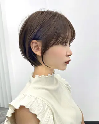 ショート ショートヘア くすみカラー、大場猛のヘアスタイル