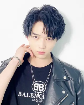 ショート カラー パーマ メンズ 大橋 拓巳のヘアスタイル