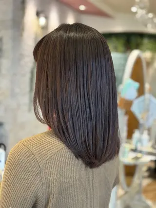セミロング カラー レイヤーカット✨ 艶髪藤野のヘアスタイル
