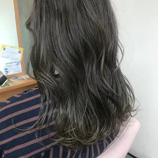 ロング カラー 中村 瑞希のヘアスタイル