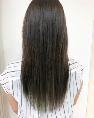 ロング パーマ Ｄirector 　徳久　真紀の眉毛・アイブロウイメージ