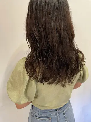 ロング パーマ ヘアアレンジ satsuki 暖色・ブラウンカラーのヘアスタイル