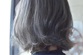 ミディアム カラー Ichimura yurieのヘアスタイル