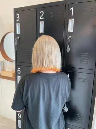 ショート カラー 田中   麗彩也のヘアスタイル