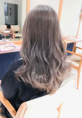 ロング カラー Days 透明感カラーのヘアスタイル
