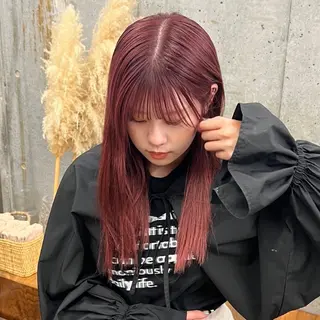 ロング カラー Henrietta  自由が丘所属・ベージュ/ブリーチ無 し/透明感/yukiのヘアスタイル