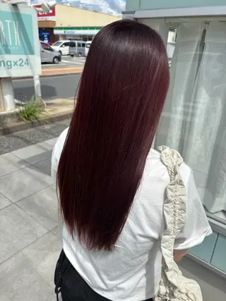 ロング カラー 山本 紅葉のヘアスタイル