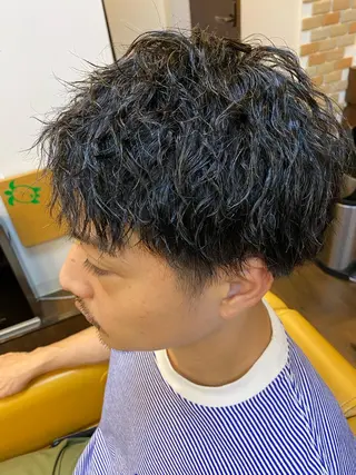 パーマ メンズ ヘアーデザイン ククイ所属・【緩パン】イトウ シンゴのヘアスタイル
