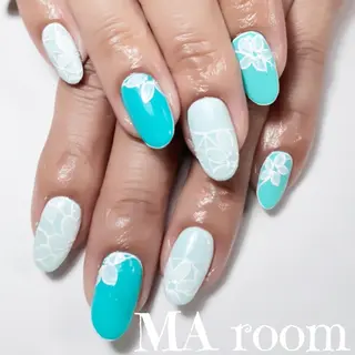 ネイル &MERCI所属・&MERCI nail maoのネイルデザイン