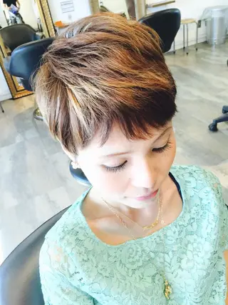 ショート カノンバイフラミューム所属・ショートは任せて ミヤザキのヘアスタイル