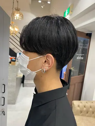 ショート 村山 豪歩のヘアスタイル