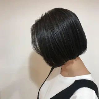 ショート カラー しのはら まどかのヘアスタイル