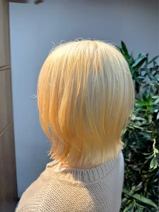 ミディアム カラー arika オケシ リョウダイのヘアスタイル