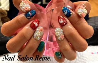 ネイル Nailsalon Reine所属・玉栄 伶奈のネイルデザイン