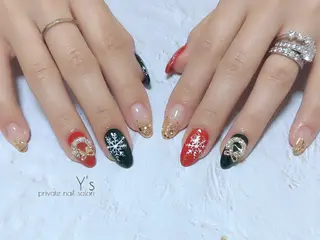 ネイル YUMI NAGAI  のネイルデザイン