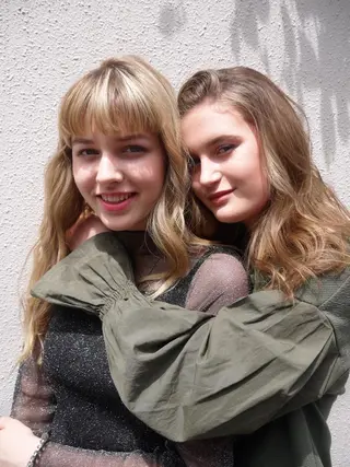 ロング カラー BEBE表参道所属・長谷川 香織のヘアスタイル