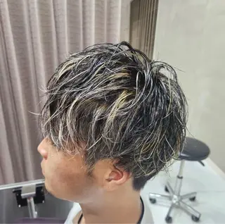 カラー メンズ GRANDEUR焼津 村越 捺稀のヘアスタイル