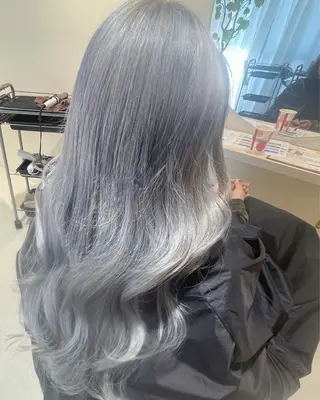 ロング カラー CreBiA ten_【クレビアテン】所属・crebia 漢人 美海／レイヤーカットのヘアスタイル