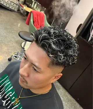 ミディアム パーマ CuMARi所属・予約の95%パーマ 🌈men's専門店のヘアスタイル