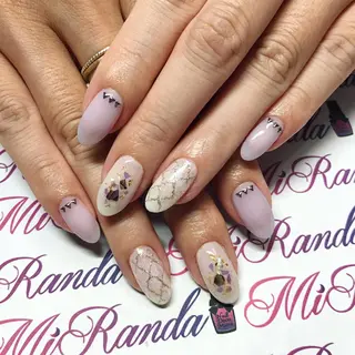 ネイル MiRanda Nail所属・MiRanda 保坂 舞のネイルデザイン