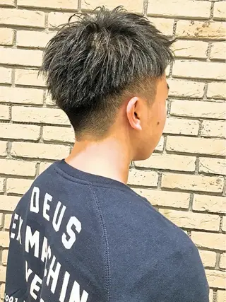 ショート メンズ COLO✨️ 白川綺香のヘアスタイル