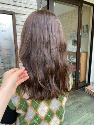カラー フェイスヘアークリエイション所属・大形 誉のヘアスタイル