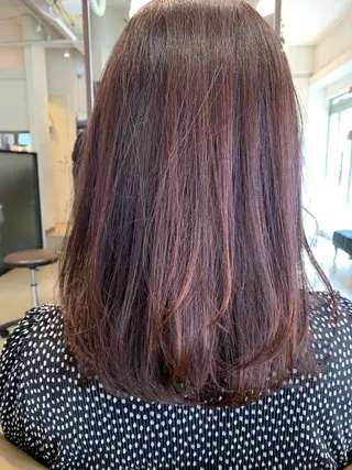 ミディアム カラー パーマ newi saLyu 片岡ふきのヘアスタイル